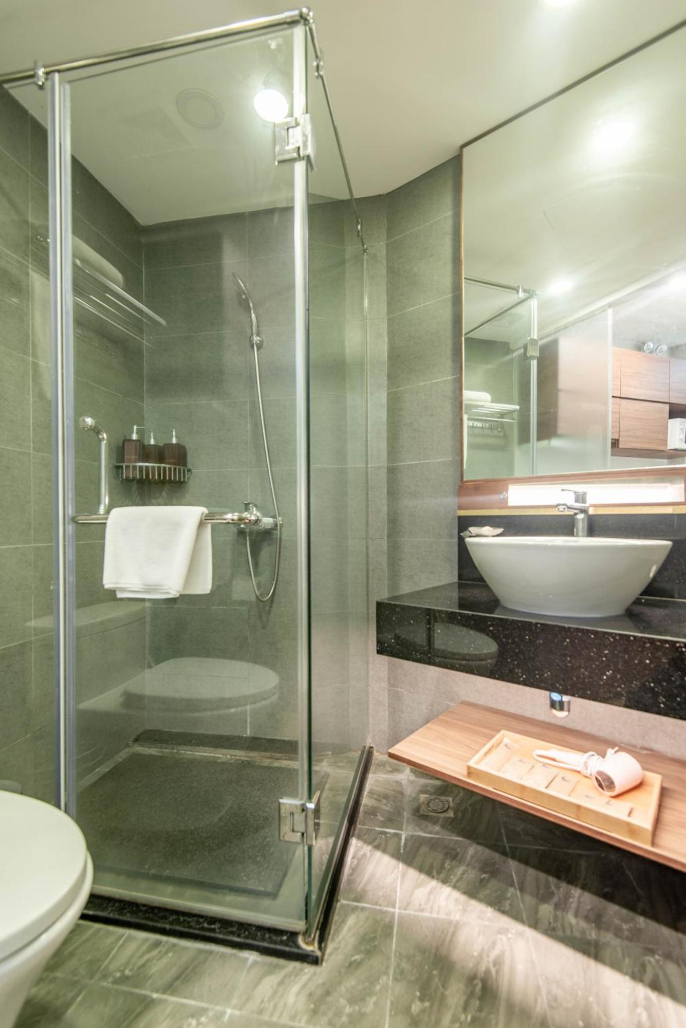 Sunny Moon West Lake Apartment Ханой Номер фото