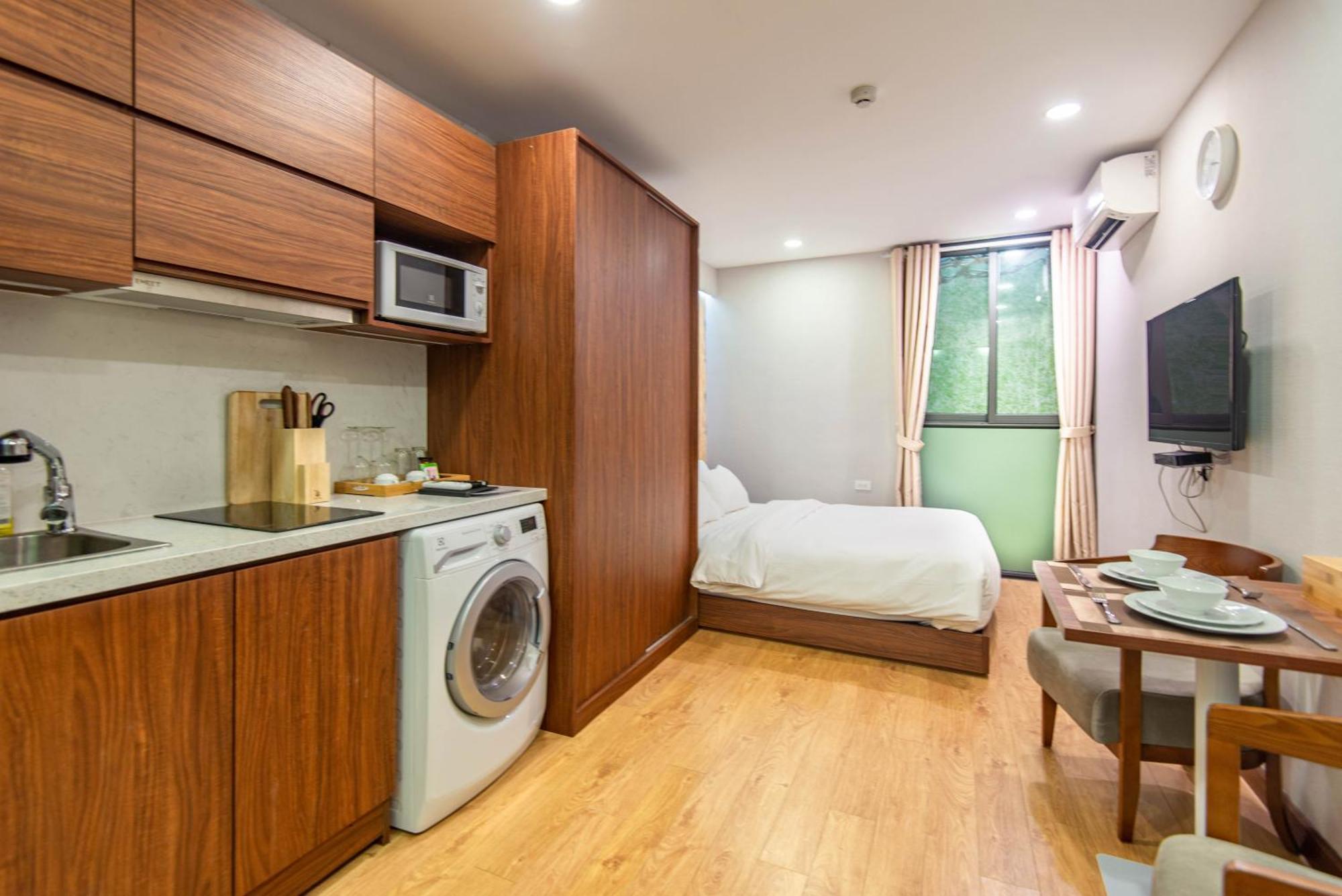 Sunny Moon West Lake Apartment Ханой Номер фото