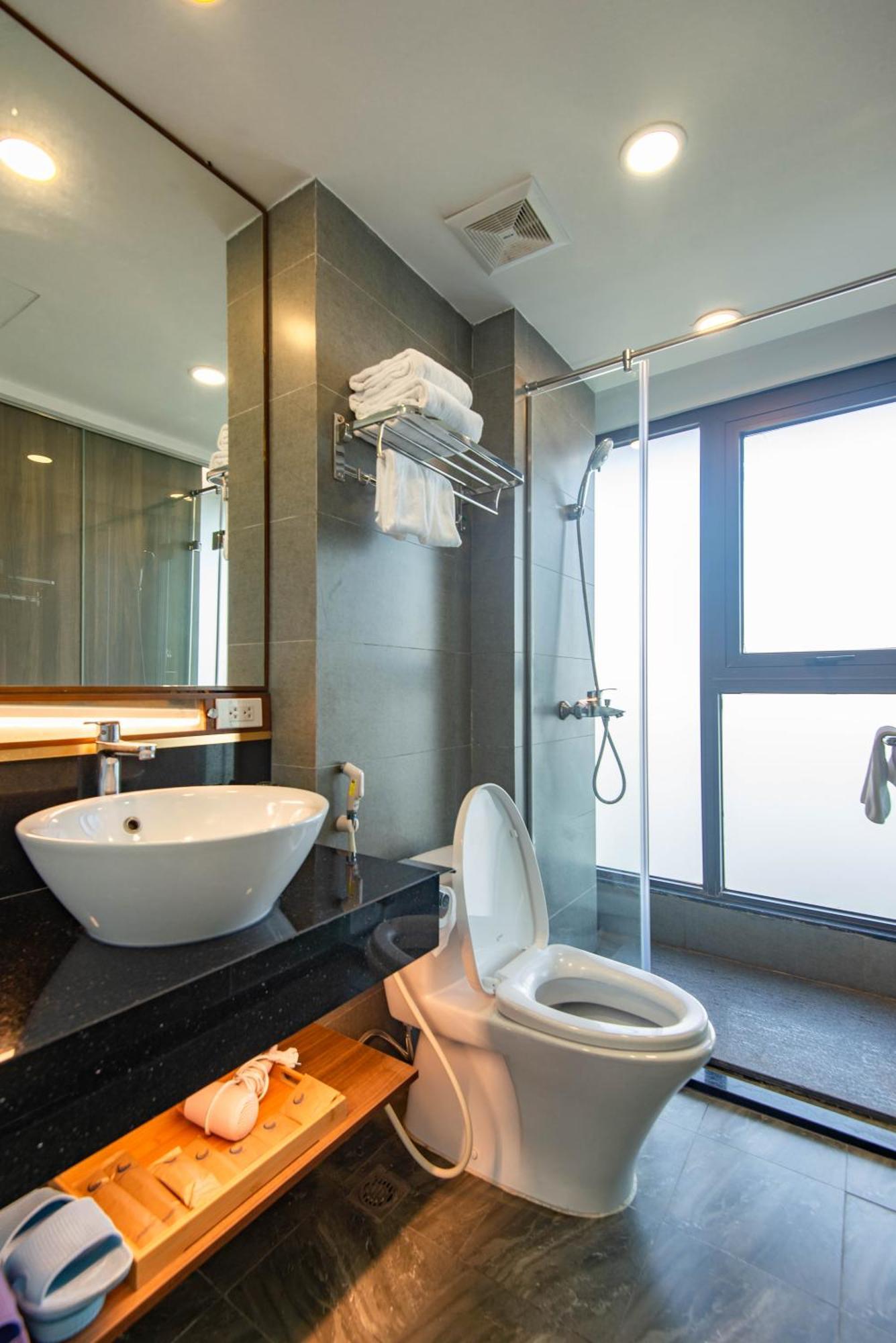 Sunny Moon West Lake Apartment Ханой Номер фото