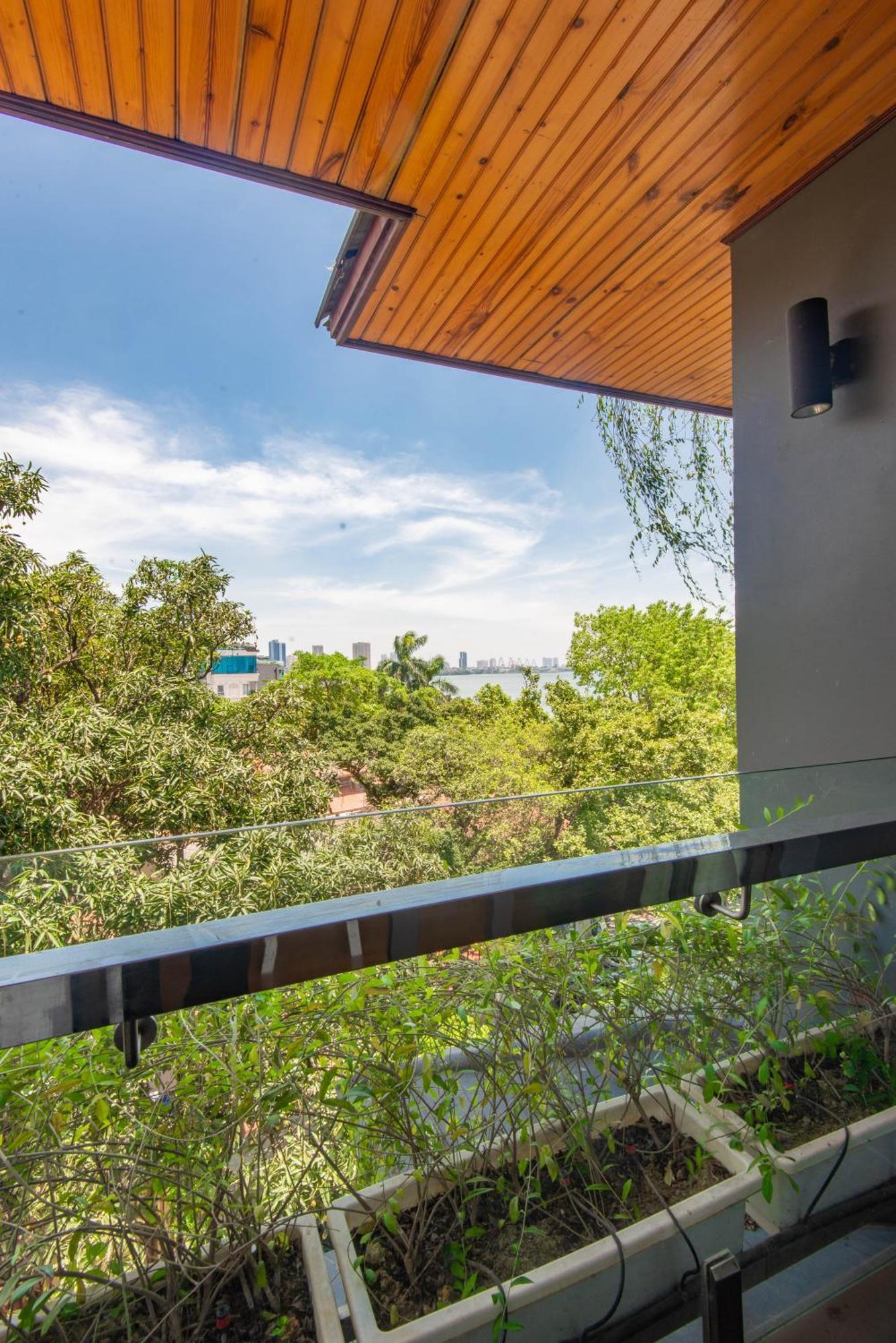 Sunny Moon West Lake Apartment Ханой Номер фото